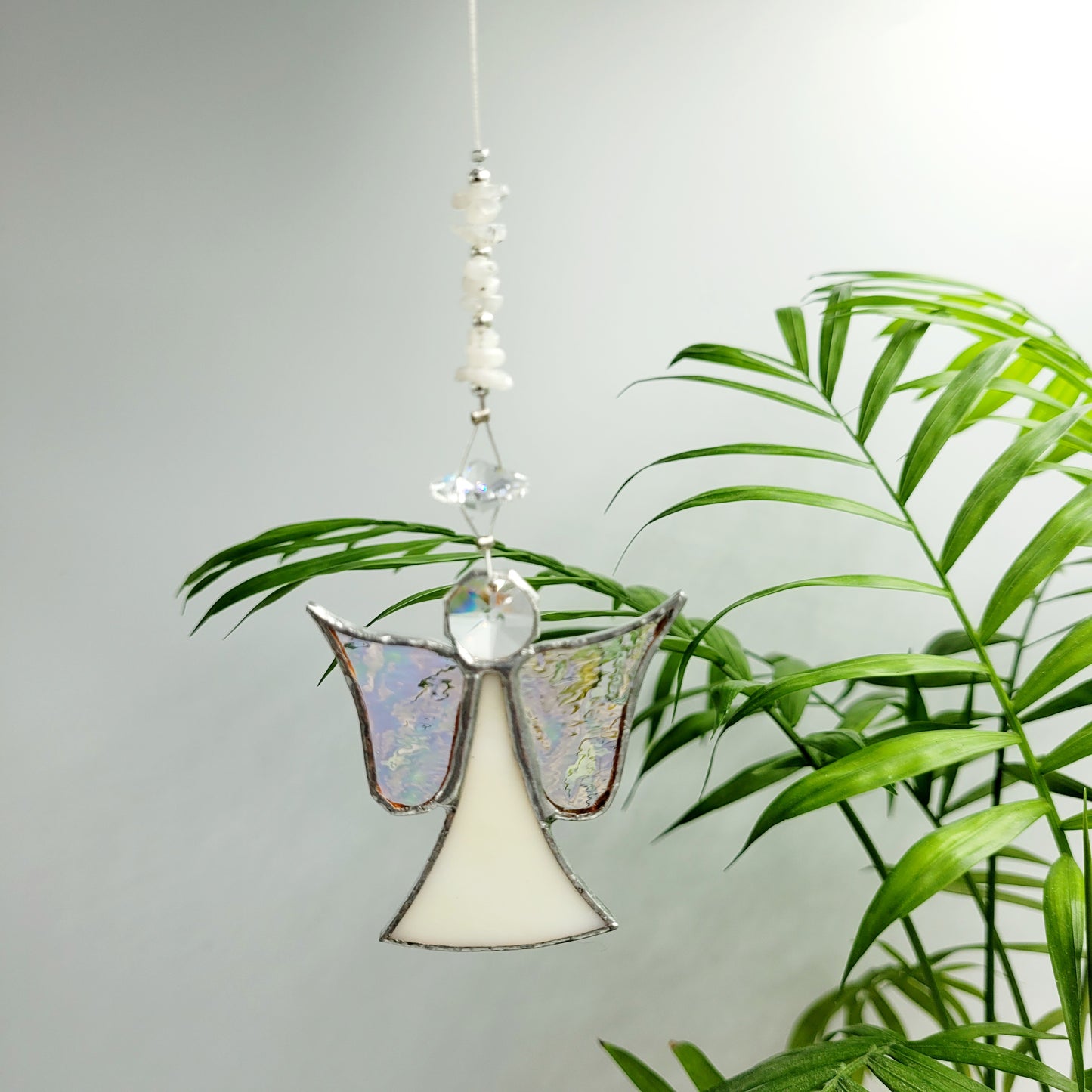 Hanging Angel Stained Glass White / Opalite
