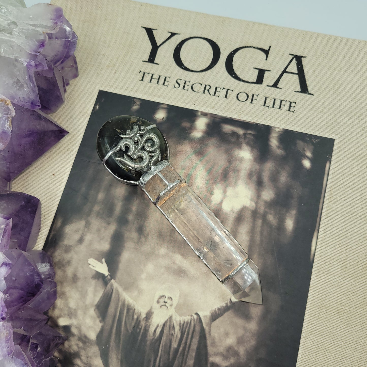 Exclusive Wand - Om ( Labradorite / Clear Quartz)