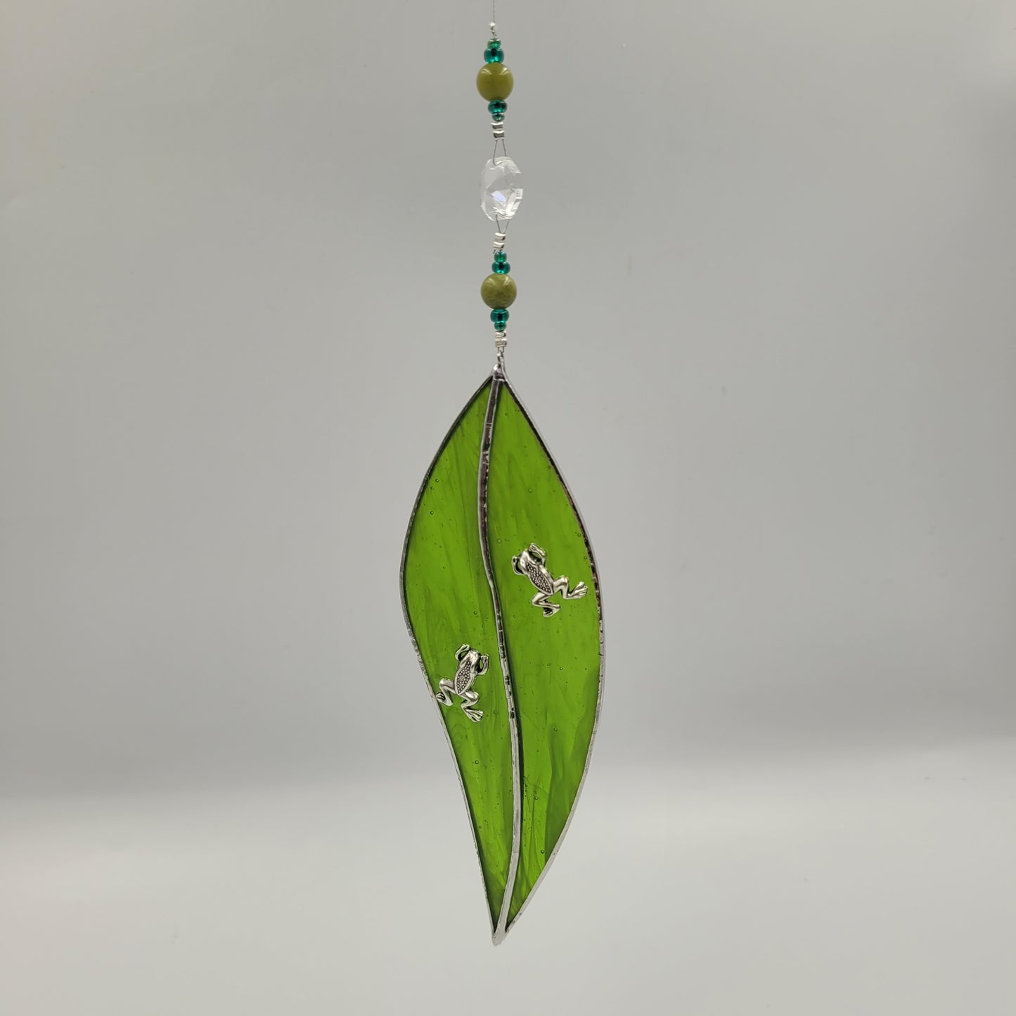 Hanging Stained Glass Small Leaf Light Green / Frog
