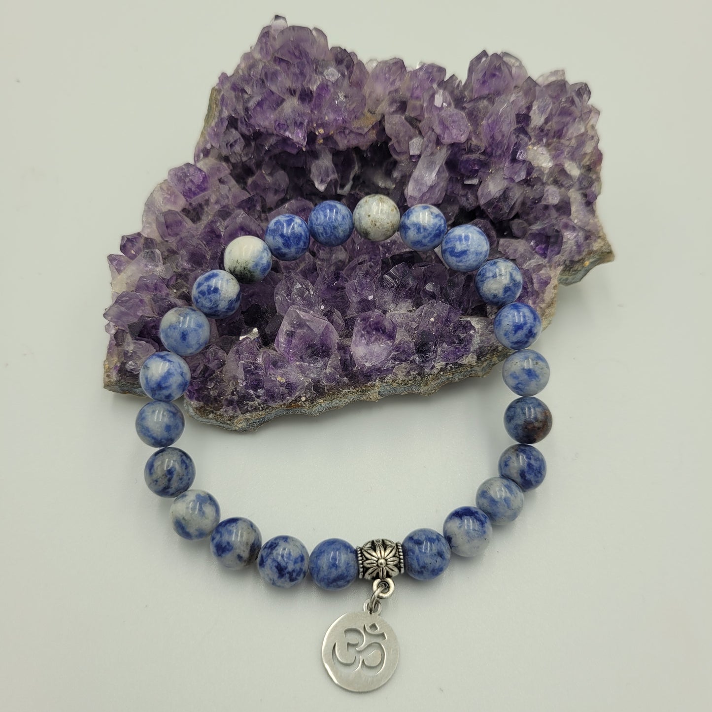 Bracelet Sodalite 8mm Om