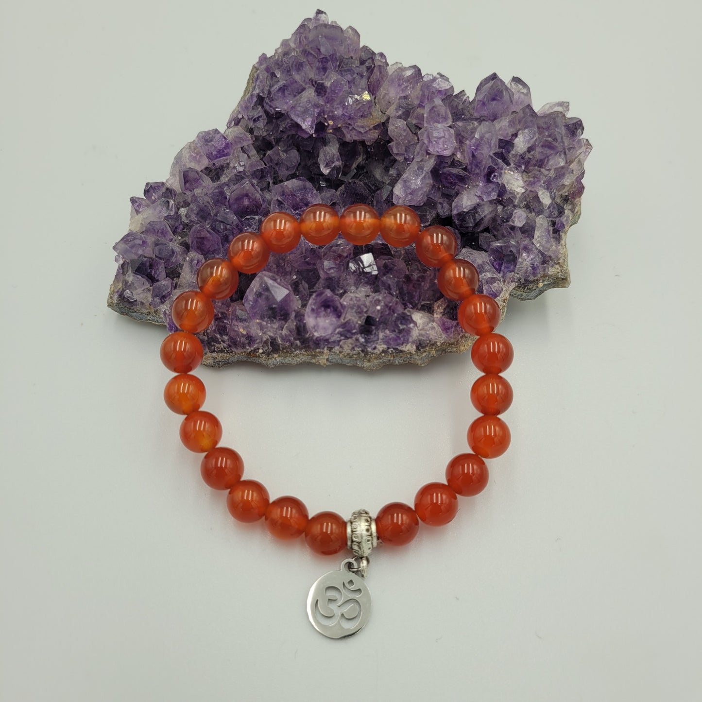 Bracelet Carnelian 8mm Om