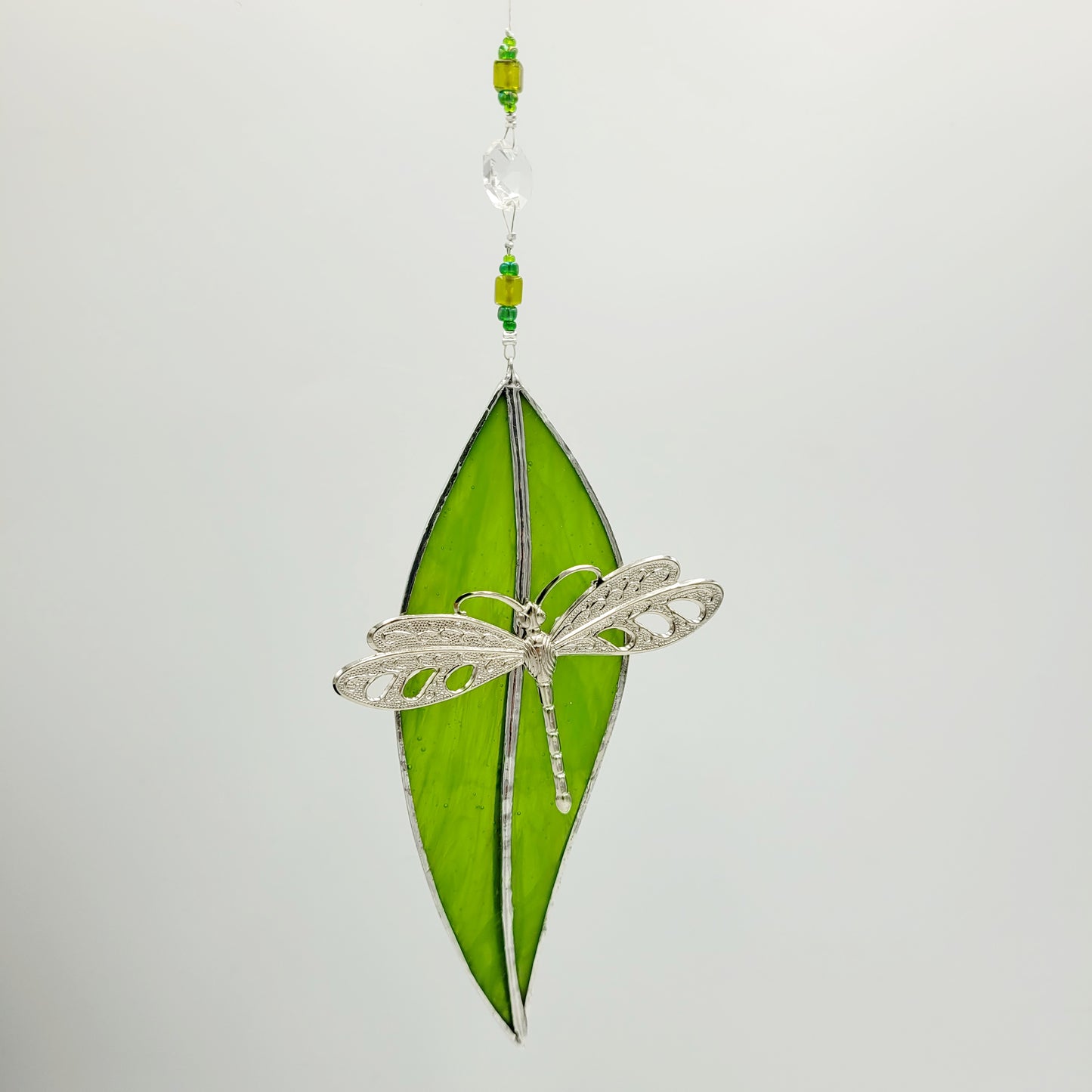 Hanging Stained Glass Small Leaf Light Green / Dragonfly