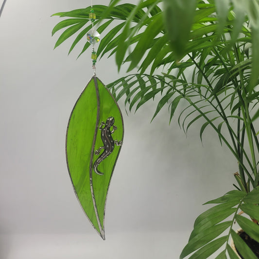Hanging Stained Glass Large Leaf Light Green / Lizard